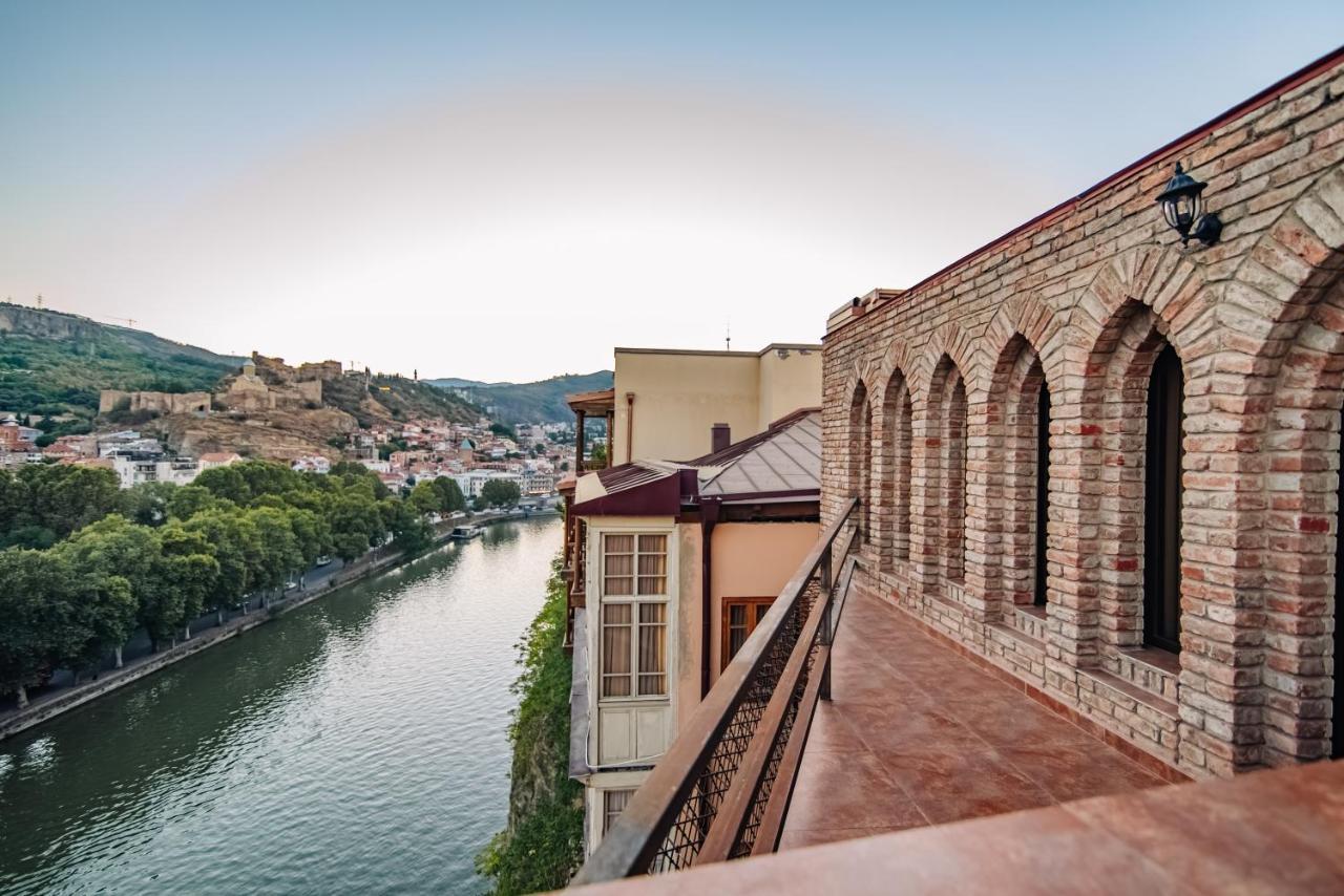 Wine Rock Hotel Тбилиси Экстерьер фото