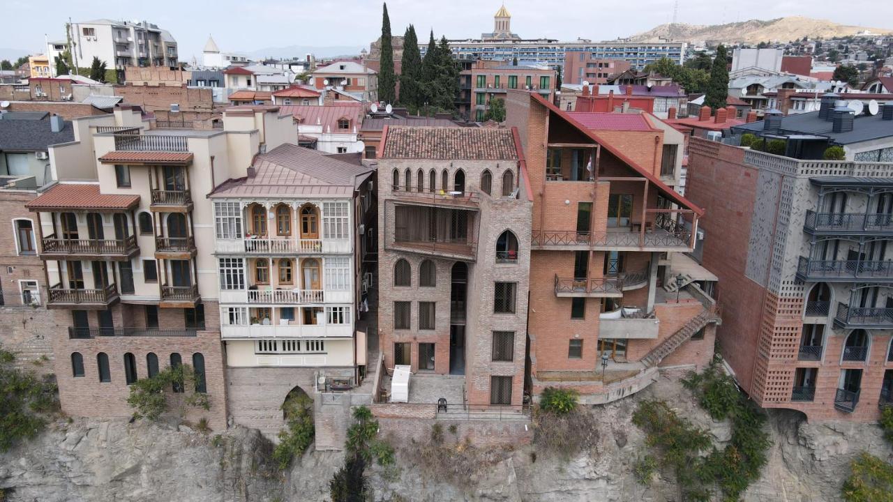 Wine Rock Hotel Тбилиси Экстерьер фото